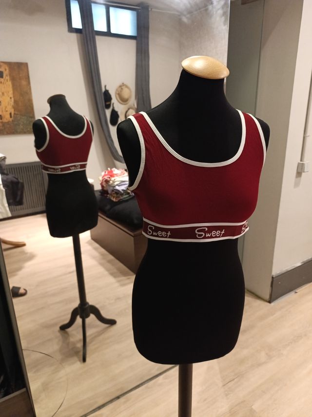 Lote 5 top deportivo sin estrenar