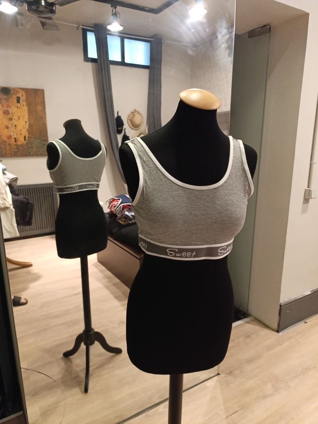 Lote 5 top deportivo sin estrenar