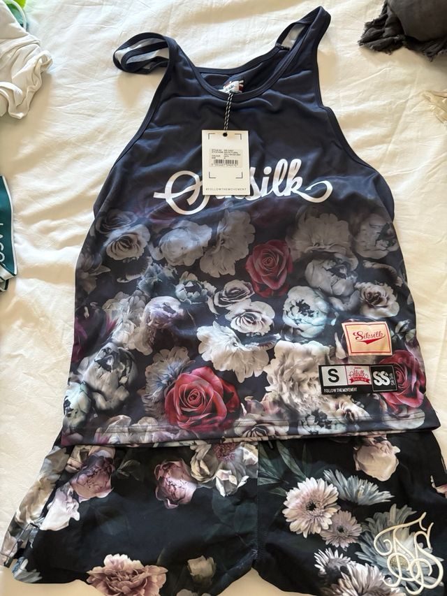 Conjunto Silk: top+shorts flores S