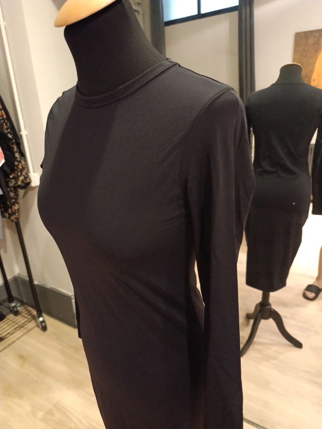 Vestido Negro Ajustado