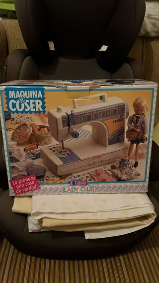 Máquina de coser FEBER Chabel Lady Club