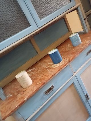 Alacena antigua de madera - azul y beige