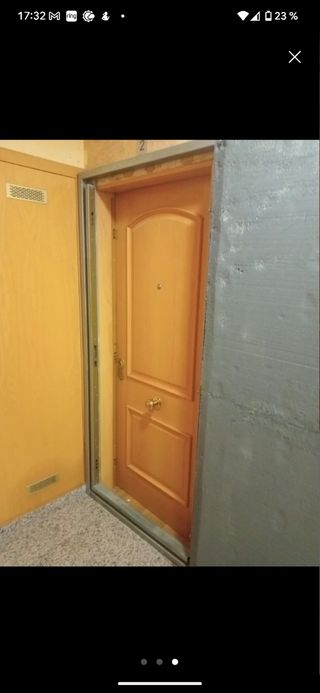Puerta anti-okupa nueva (incluye instalación)