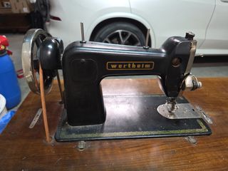 Máquina coser Wertheim antigua