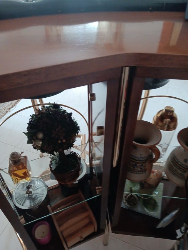 Barra bar de madera y cuero