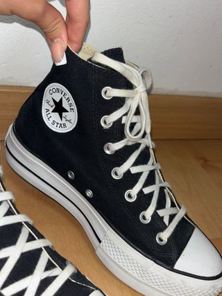 Converse negras plataforma