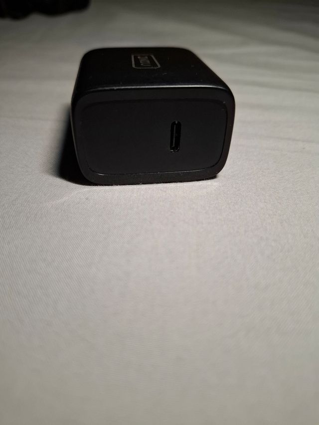 Cargador Iniu - Enchufe tipo C
