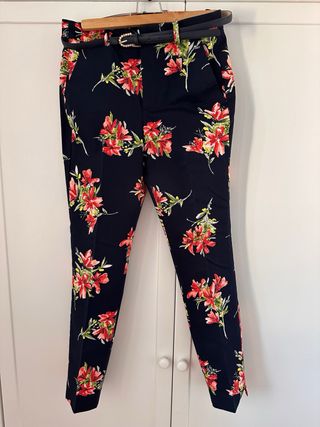 Pantalón vestir estampado flores