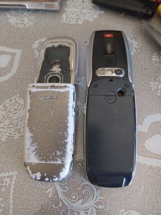 Móviles Nokia y Sharp - Piezas