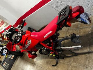 Honda Dominator NX650 1989