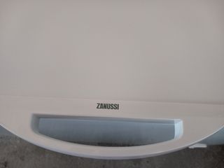 Congelador Zanussi: Arcón horizontal