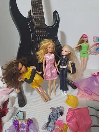 Muñecas Barbie y accesorios