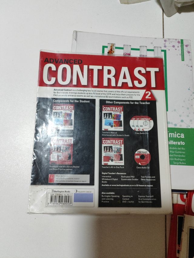 ADVANCED CONTRAST 2. STUDENT'S BOOK (2013)
