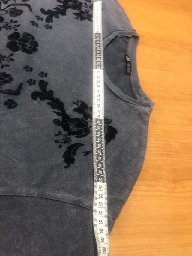 Camiseta Zara azul estampada