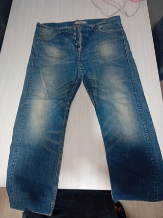 Vaqueros Levis azules