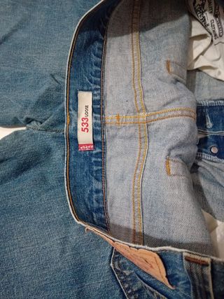 Vaqueros Levis azules