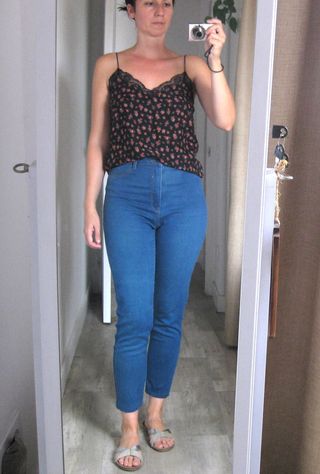 Camiseta de tirantes con flores talla S