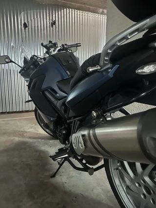 BMW F800GT - Azul -2018