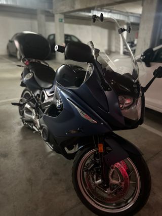BMW F800GT - Azul -2018