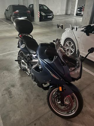 BMW F800GT - Azul -2018