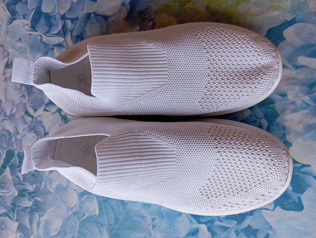 Sneakers bianche sportive donna