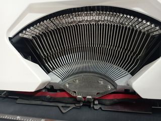 Máquina escribir Olympiette Deluxe con funda 
