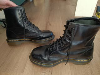 Botas Dr. Martens modelo 1460 talla 39