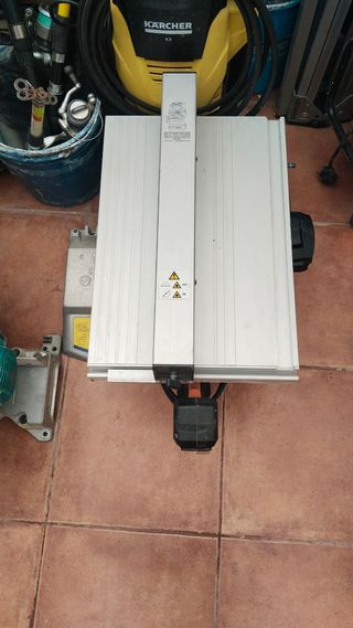 Sierra ingletadora Virutex TM33W