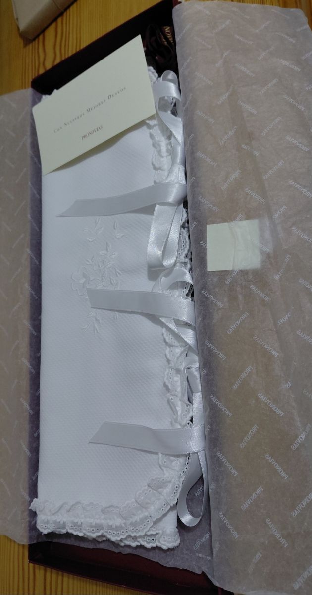 Bolsa organizadora para  ropita y aseo del bebé.