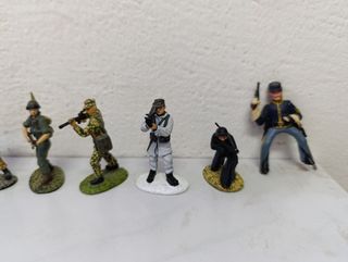 Soldados de plomo: 7 figuras