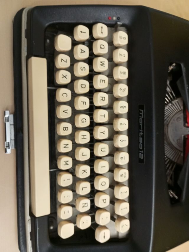 Máquina escribir antigua