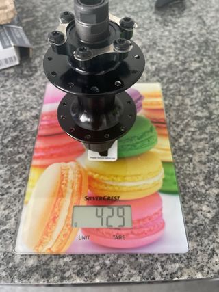 Buje Bontrager 11v - Carretera
