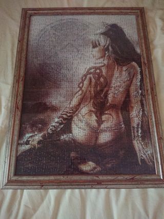 Puzzle enmarcado Luis Royo