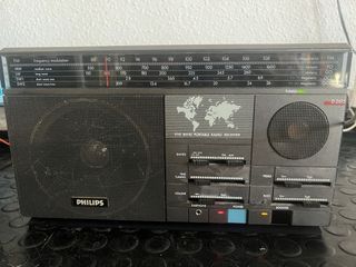 Radio Philips D2615 - 5 Bandas
