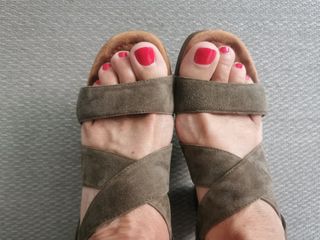 Sandalias plataforma ante marrón-verde