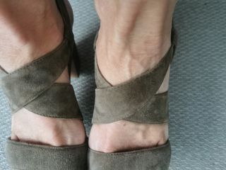 Sandalias plataforma ante marrón-verde