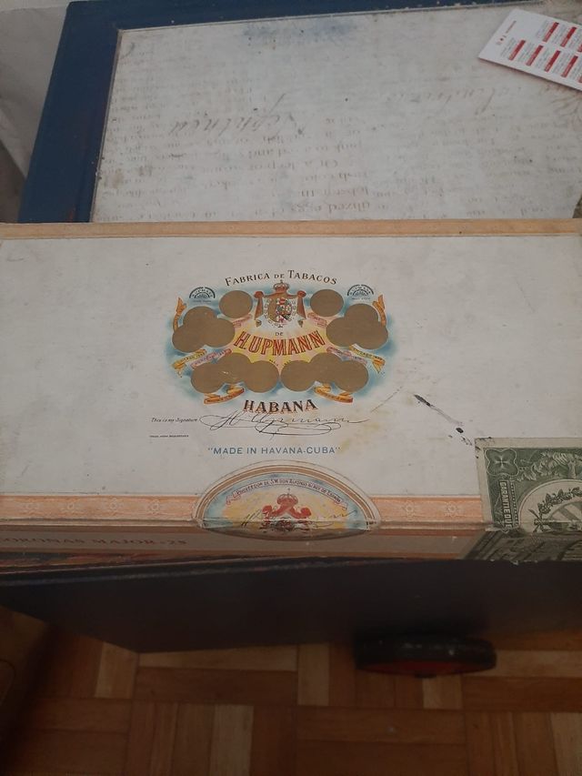 2 Cajas Vintage Romeo y Julieta