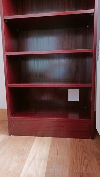 Estantería-librería alta de madera