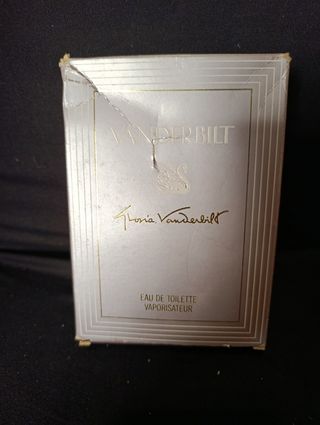 Gloria Vanderbilt Eau de Toilette
