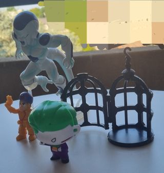 Lotto giocattoli: Joker, Freezer & gabbia