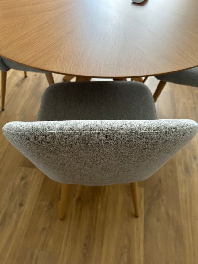 4 Sillas comedor sin usar (Banak Importa)