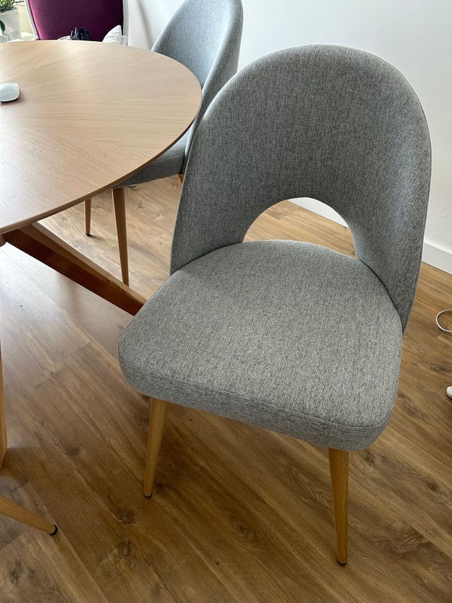 4 Sillas comedor sin usar (Banak Importa)