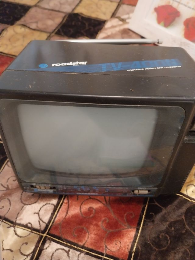 TV Roadstar 4001 - Portátil