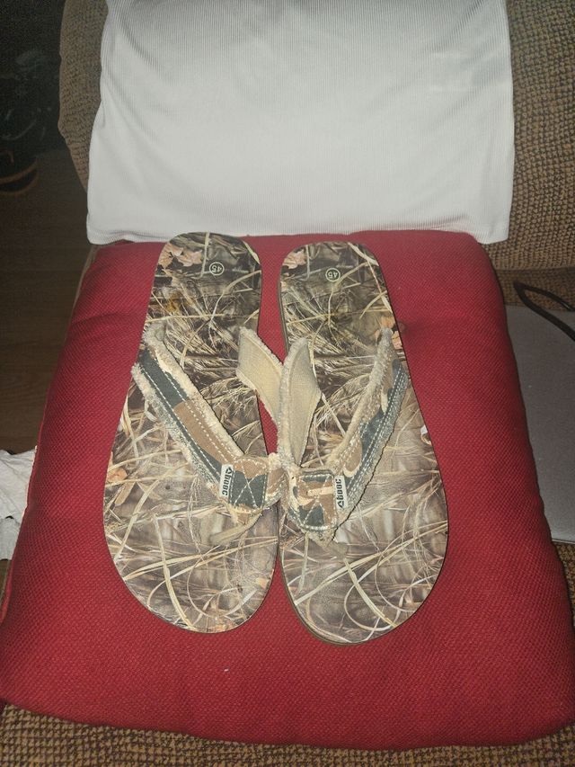 Chanclas camuflaje hombre