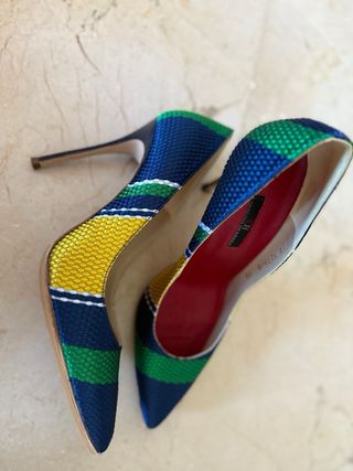 Tacones Carolina Herrera multicolor