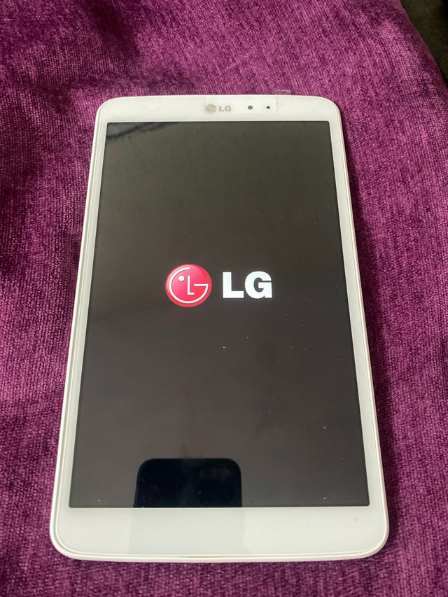 LG G Pad 8.3 blanca