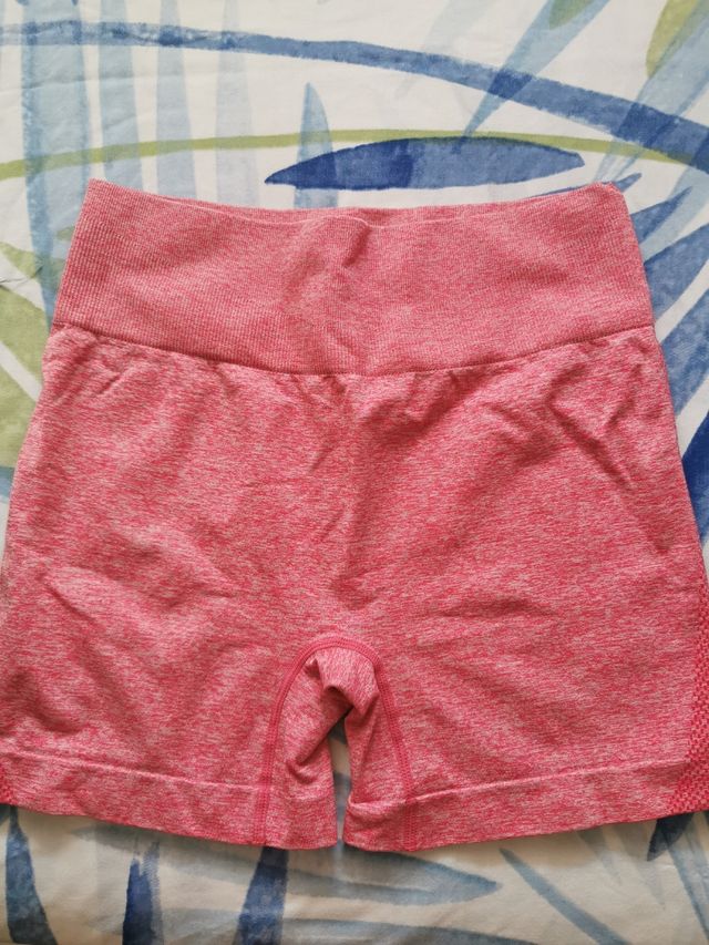 Pantaloncini sportivi arancioni taglia M