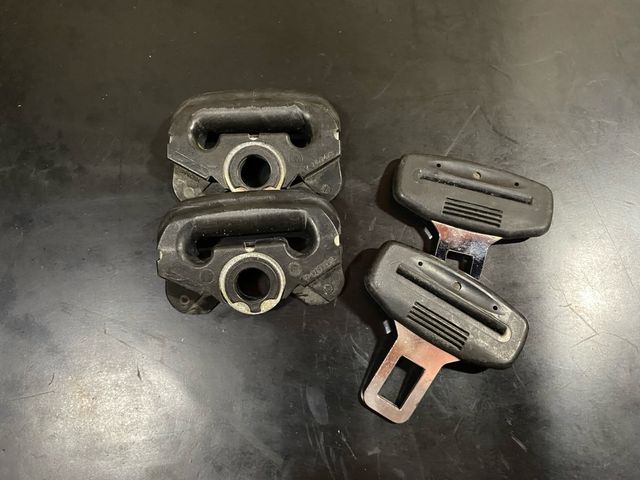 Engaches cinturón seguridad Seat Ibiza 6L