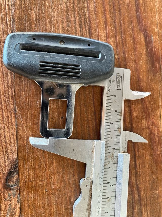 Engaches cinturón seguridad Seat Ibiza 6L