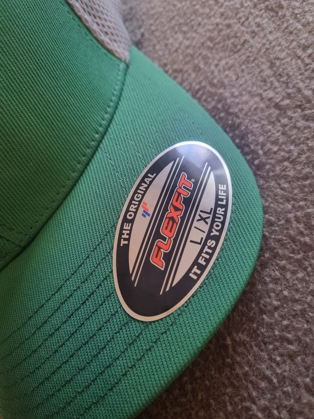 cappellino Oakley Ellipse Mesh tg. L/XL verde *NEW